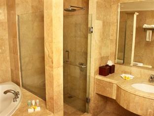 bathroom deluxe hotel aston bali beach resort and spa 