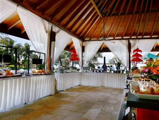 buffet lunch hotel aston bali beach resort and spa