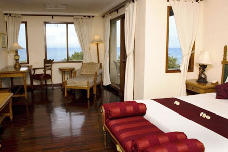 ocean front suite hotel aston bali beach resort and spa