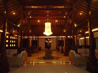 lobi, lobby green kayon resort and spa solo