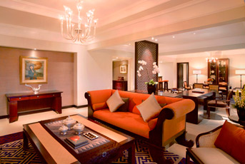 royal suite living room