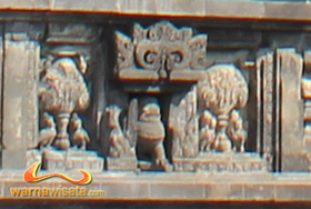 relief candi prambanan yogyakarta
