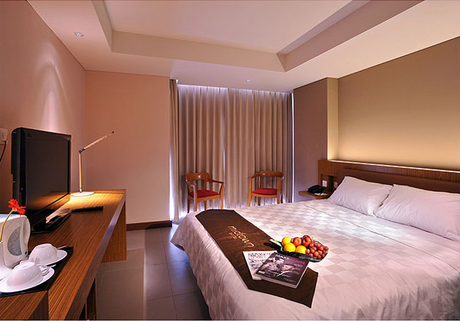 splendid room midtown hotel surabaya