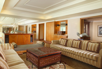 presidential suite living room